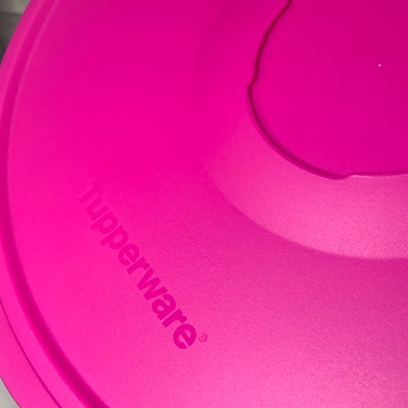 Tupperware Winter Cure Large Bowl - Picture 7 of 8